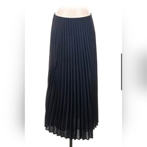 Tildon Black Pleated Pencil Skirt M